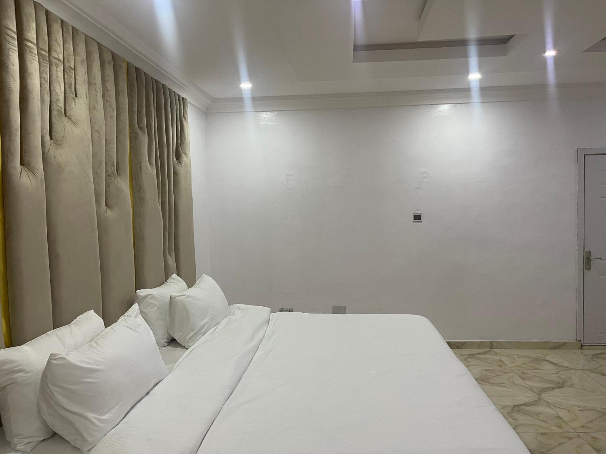 White Gold Hotel Икея Экстерьер фото