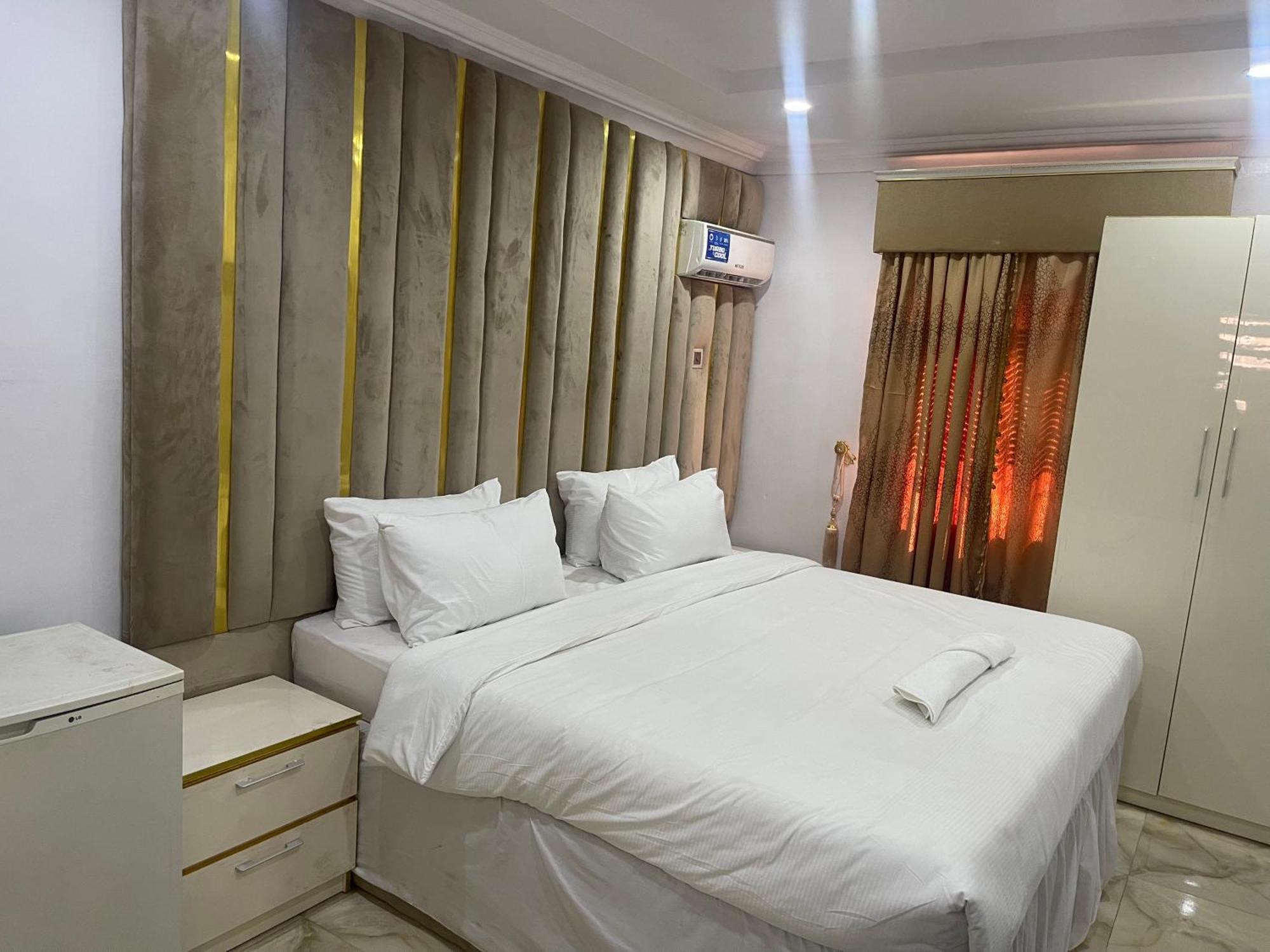 White Gold Hotel Икея Экстерьер фото